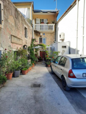 Apartments by the sea Pakostane, Biograd - 19005